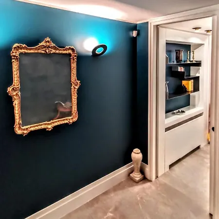 Apartment Salottino Carafa By Salotto Borbonico Neapel